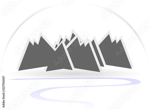 Bergpanorama mit See