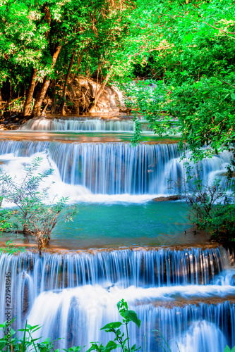 Fototapeta Naklejka Na Ścianę i Meble -  Landscape photo, Huay Mae Kamin Waterfall,Amazing waterfall in wonderful autumn forest, beautiful waterfall in rainforest at Kanchanaburi province, Thailand