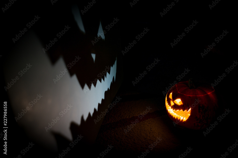 Fototapeta premium Halloween pumpkin projection