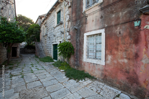 Naklejka na ścianę Malownicza architektura na Peljesac - Chorwacja