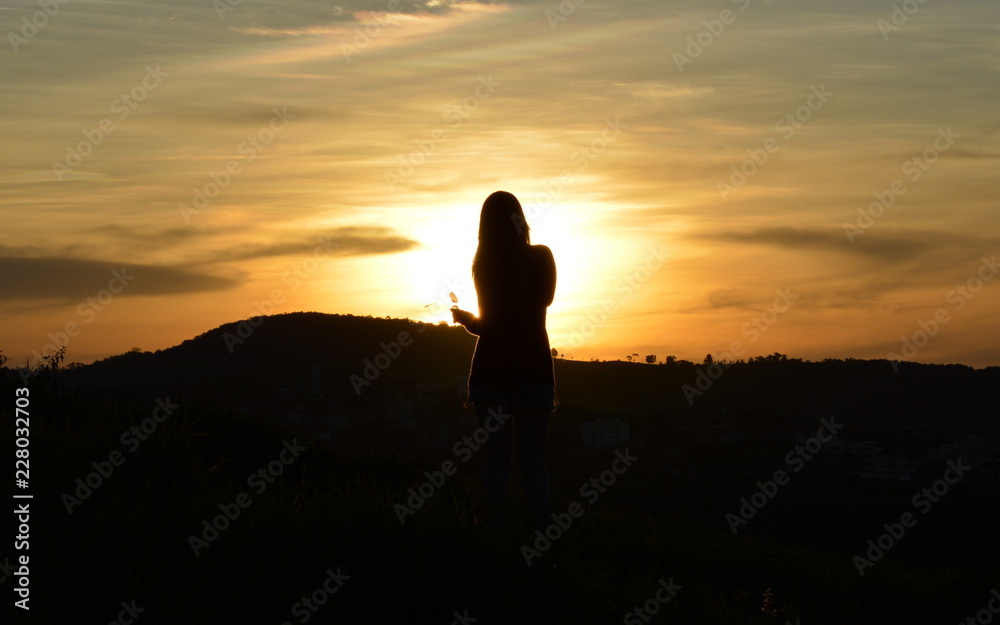 moça contra o sol