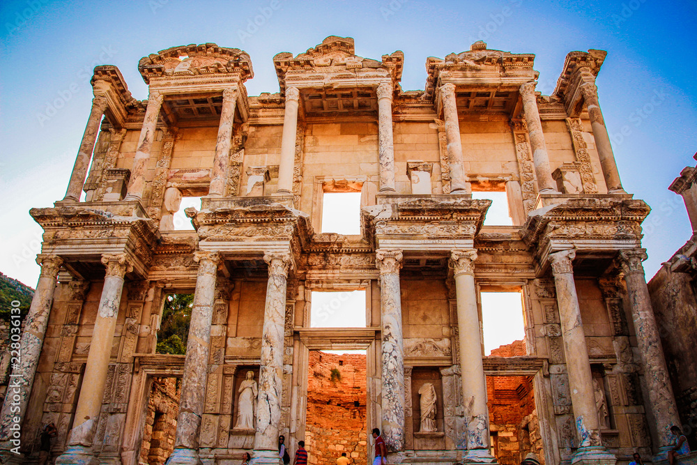 Ephesus was an ancient Greek city in the current province of Izmir. Celsius Library in Ephesus