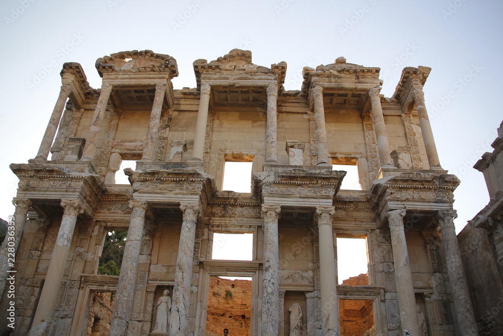 Ephesus was an ancient Greek city in the current province of Izmir. Celsius Library in Ephesus