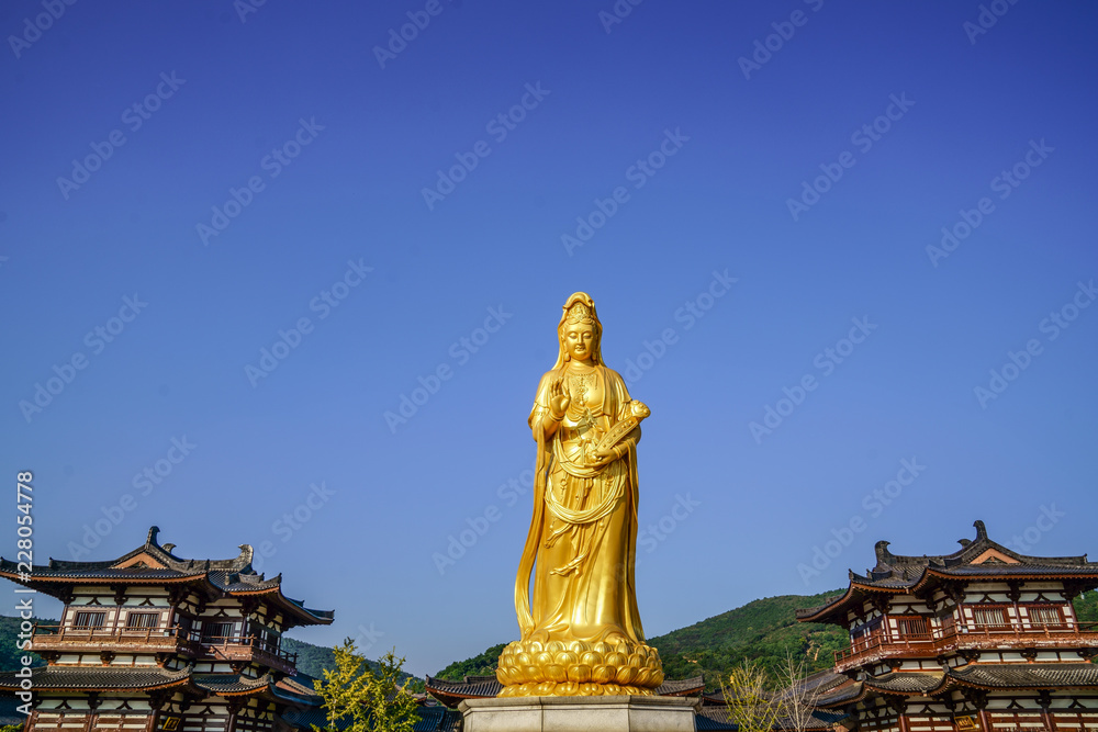 Fototapeta premium Bling Buddha statue