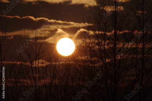 Zachód słońca. © boguslavus