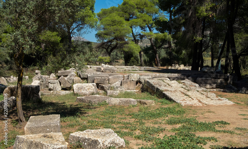 Propyläen, Antikes Epidaurus,18128.jpg