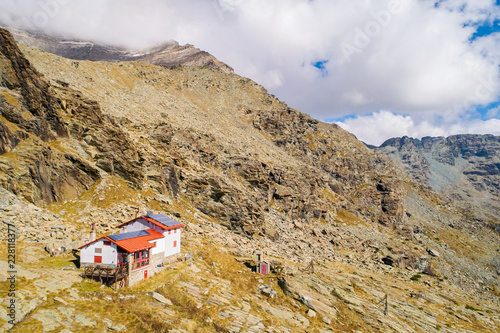 Valmalenco (IT) - Rifugio Longoni - 2450 s.l.m - vista aerea  photo