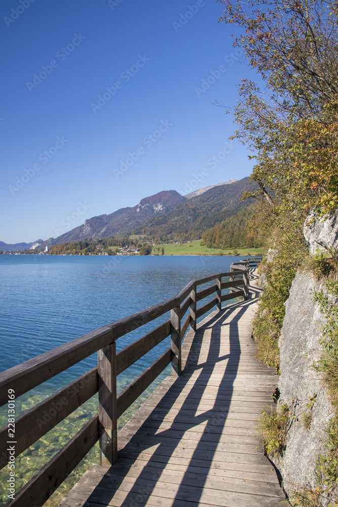 Obraz premium Wolfgangsee - Bürglstein