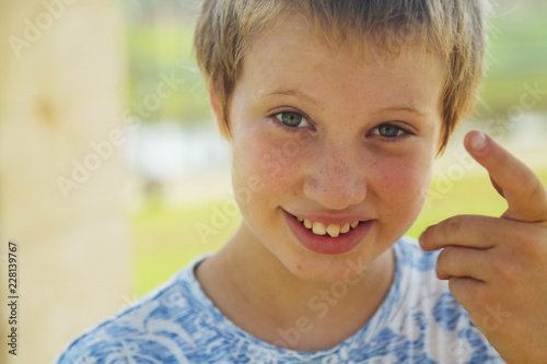 Foto Close up portrait of emotion cute autistic boy