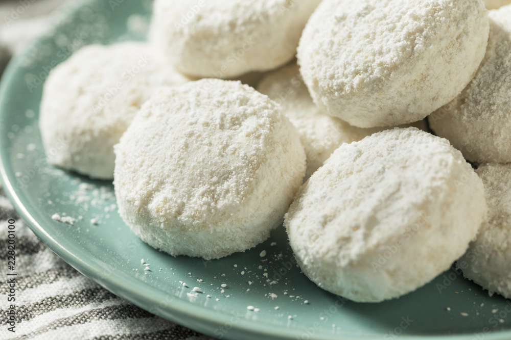 Homemade White Mexican Wedding Cookies
