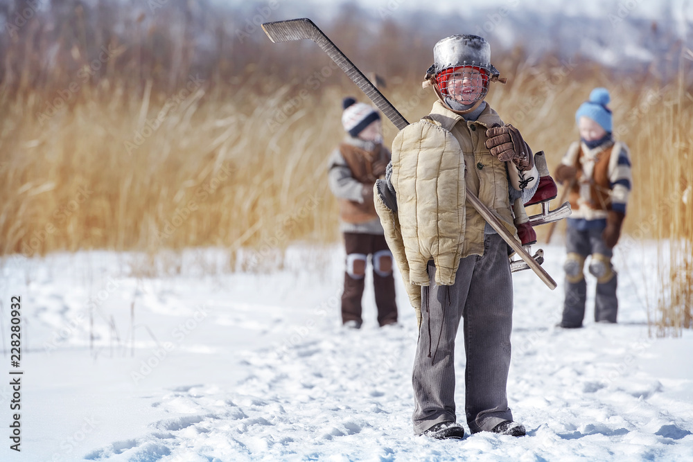 Group of boys go to play hockey