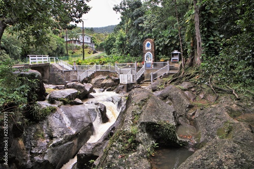 Guadeloupe sanctuaire de notre dame des larmes photo