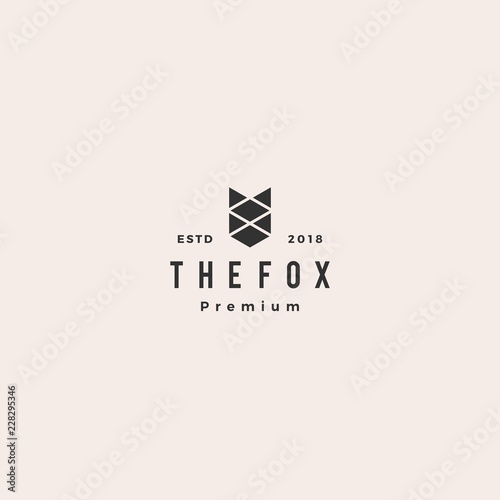 fox logo hipster vintage retro vector icon illustration