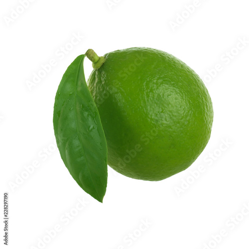 Fototapeta Naklejka Na Ścianę i Meble -  green fresh lime with green leaf  isolated on white