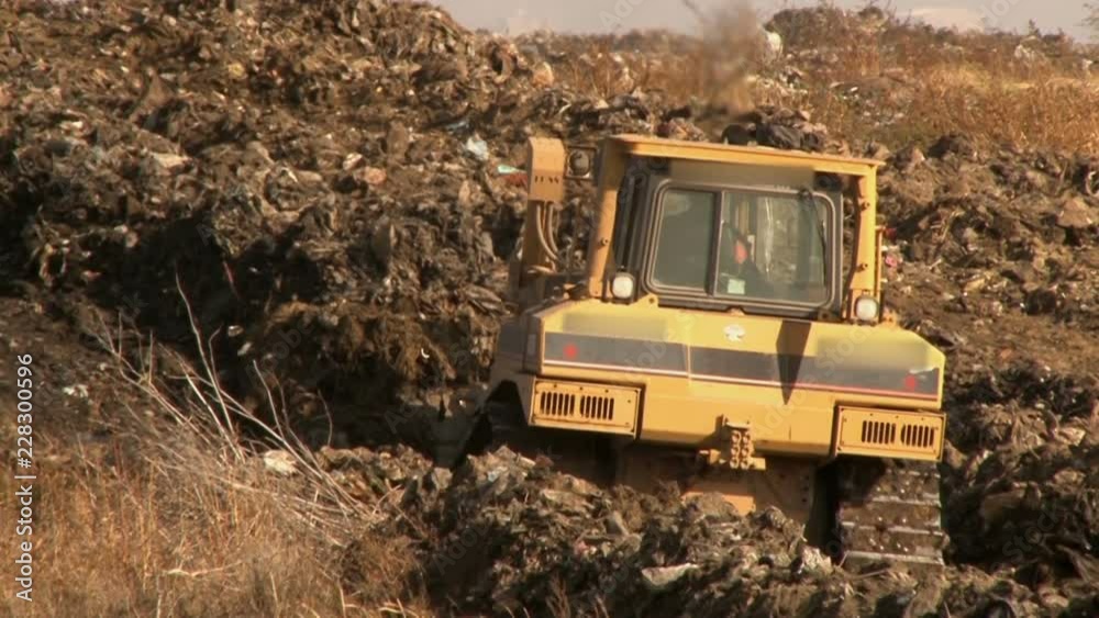2 in 1 Forklift Working At The Garbage Dump 2 in 1 Forklift Working At The Garbage Dump