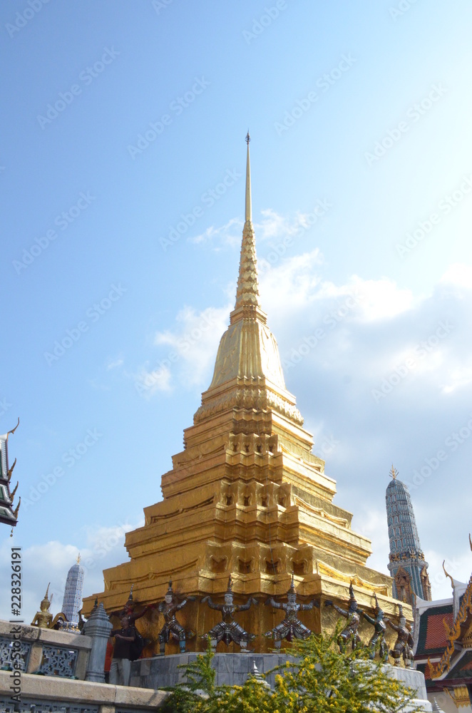Fototapeta premium Thai Temple