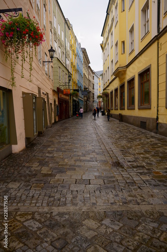 Fototapeta Naklejka Na Ścianę i Meble -  Narrow Streets, colorful buildings
