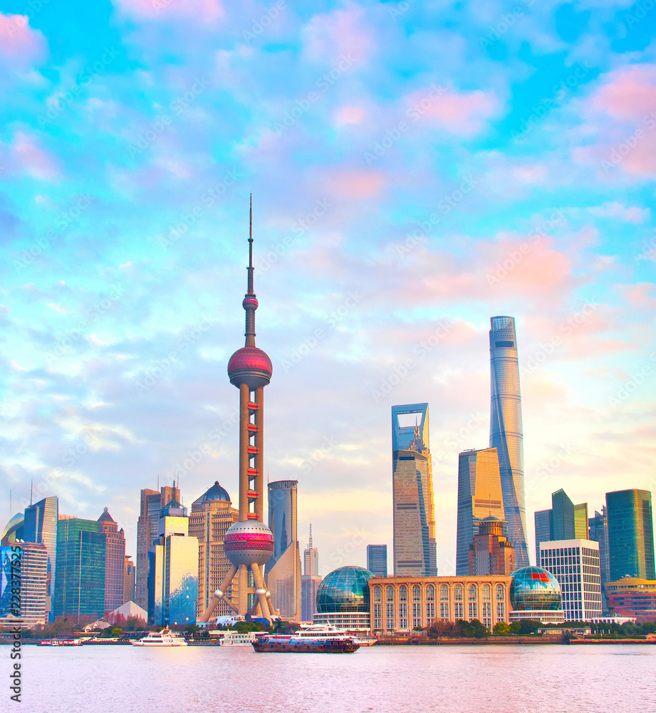 Fototapeta premium Szanghaj Downtown o zachodzie słońca. Chiny