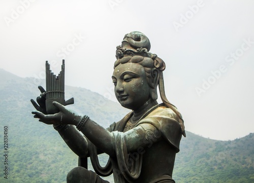 Estatua bronce Hong Kong Lantau 