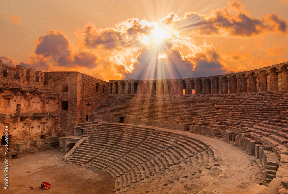 Fototapeta premium Amfiteatr Aspendos, Antalya Turcja
