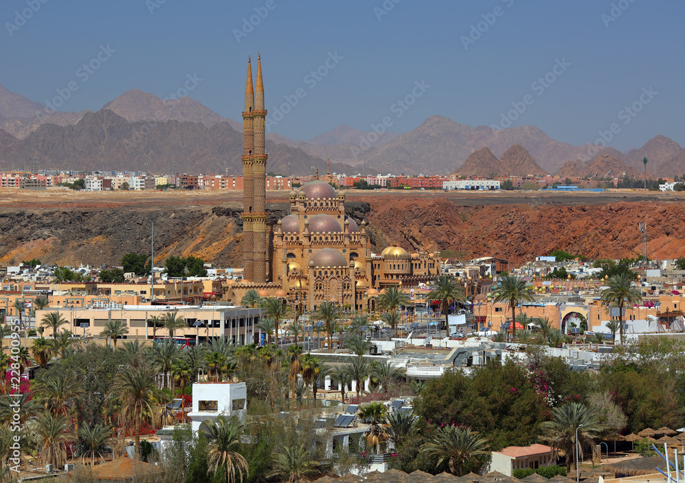View of Sahaba Mosque in the old market, Sharm El Sheikh, Egypt, Sinai