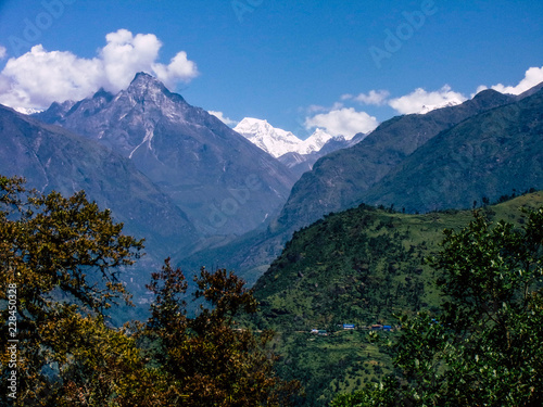 Fototapeta Naklejka Na Ścianę i Meble -  View of landscape and mountains in Everest area in Nepal