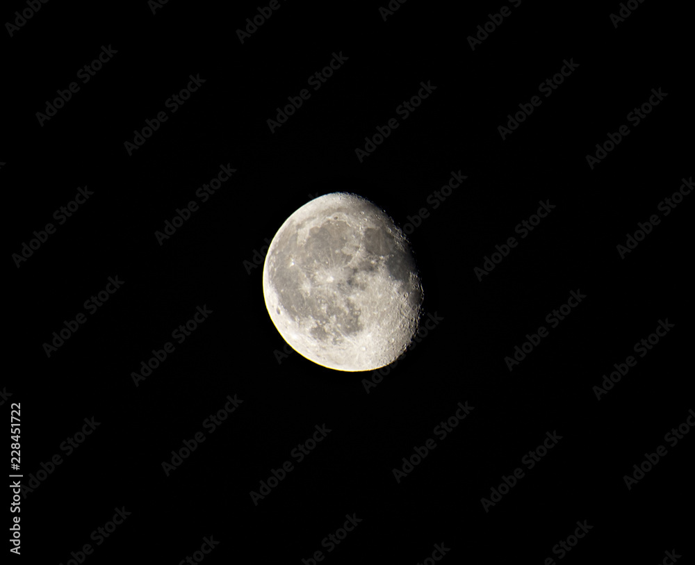 Obraz premium Moon in the sky at night