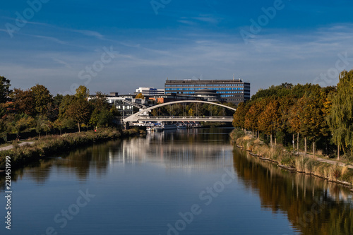 Brücke am Mittellandkanal Hannover © blende11.photo