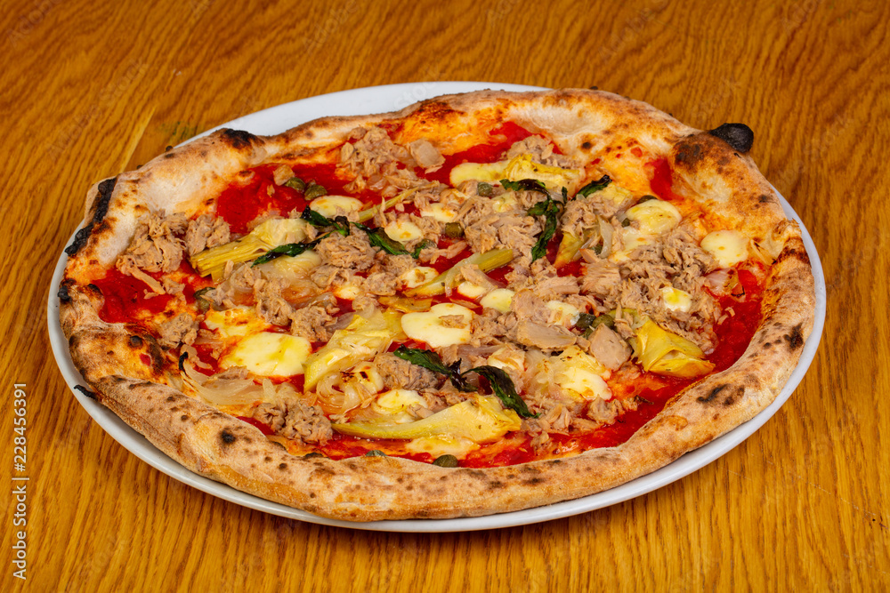 Pizza with tuna