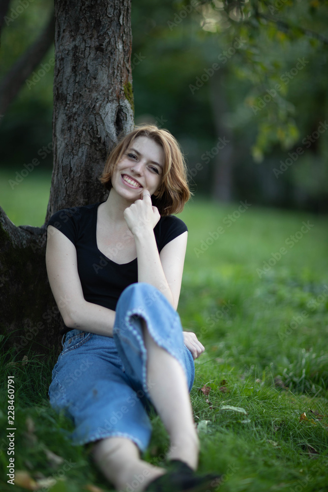 Obraz premium Street photo shoot with a wonderful girl.Photo shoot in Moscow in the great hearth, the whipping Kolomenskoye