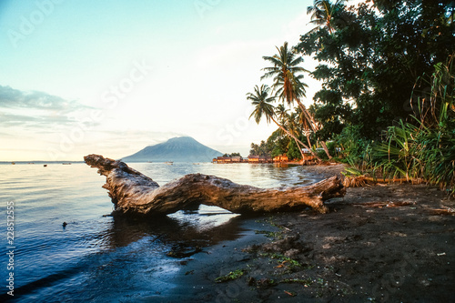Vulkan Ile Boleng - Nusa Tenggara Timur, Indonesien