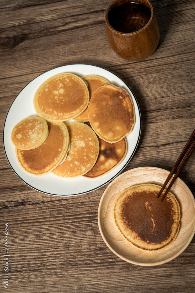dorayaki with wood grain background dorayaki with wood grain background