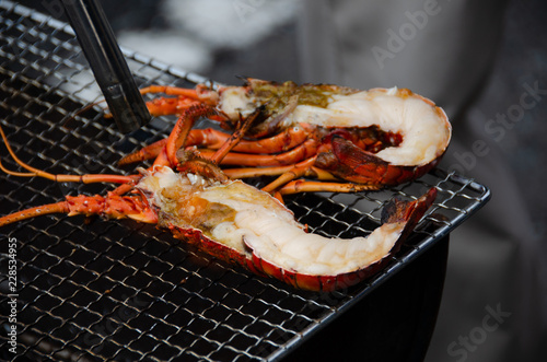 伊勢海老の炭火焼き