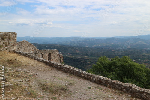 Ruins of Villehardouin s Castle in abandoned medieval city of Mystras  Peloponnese  Greece