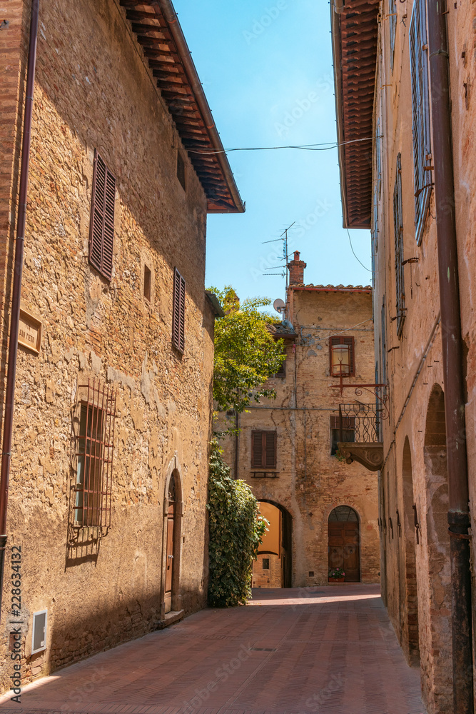 narrow street in old town of san gimignanno