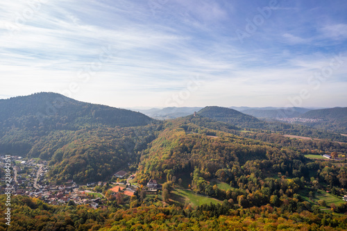Blick auf Bindersbach von Burg Trifels
