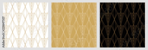 Seamless abstract pattern for christmas background with elegant golden vector lines