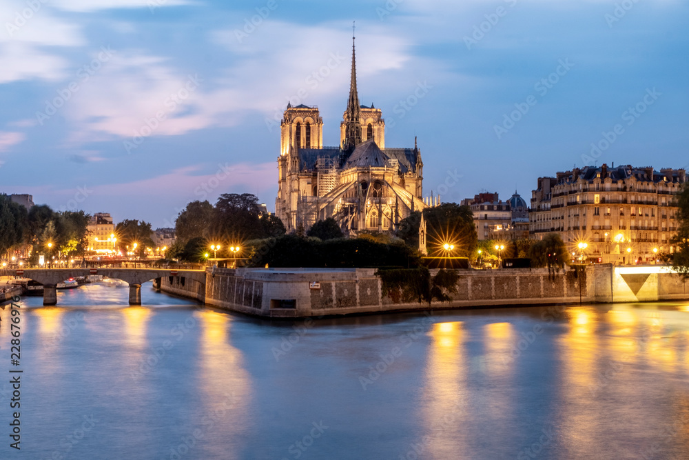 seine river church notre dame