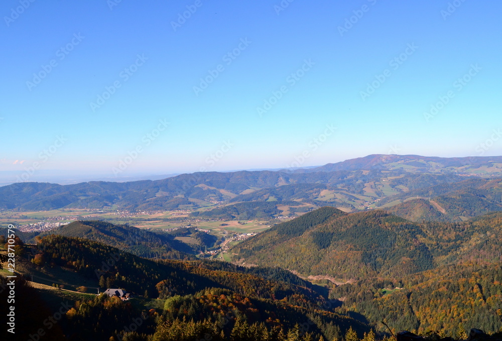 Blick vom Hinterwaldkopf im Herbst