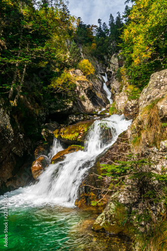 cascadas  saltos de agua y rios en oto  o