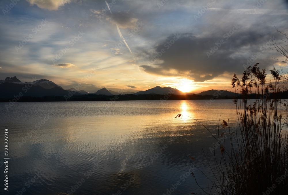 Abends am See