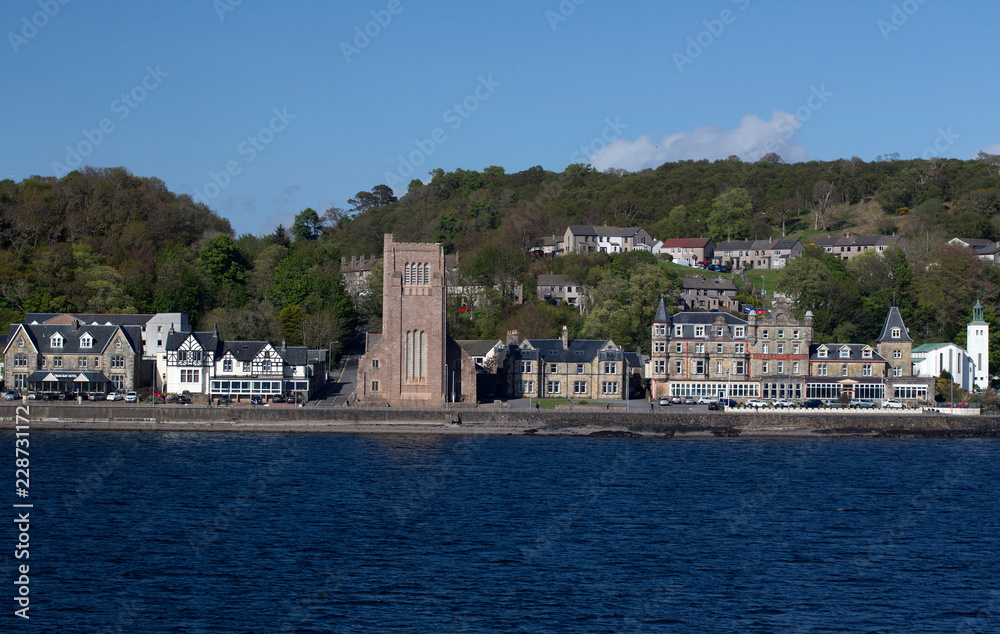 Panoramic view of the port of Oban