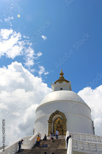 Translation: the main stupa of the World Peace Pagoda © leodaphne