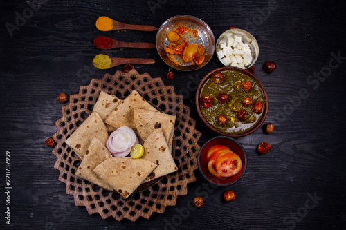 indian traditional palak paneer 