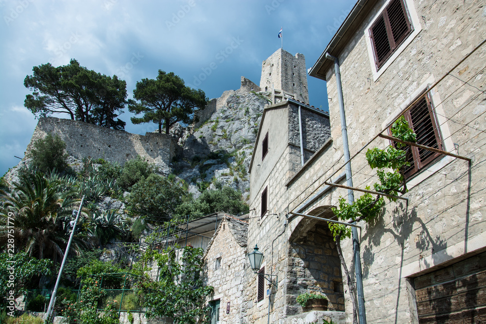 Fototapeta premium Omis, Dalmatien, Kroatien