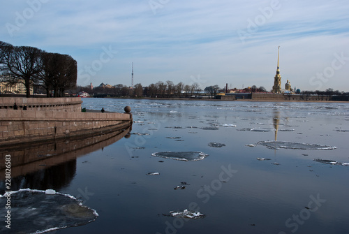 Obraz na płótnie Eis auf der Newa