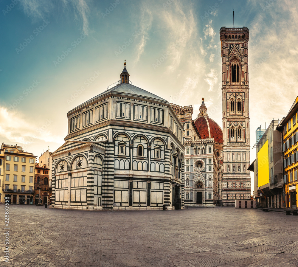 Fototapeta premium Santa Maria del Fiore cathedral in Florence, Italy, in summer. Scenic travel background.