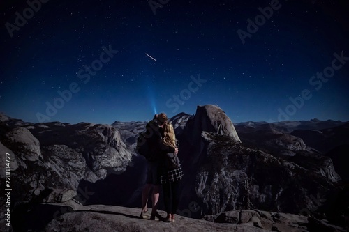 Pärchen Nachts im Yosemite © franziskahoppe