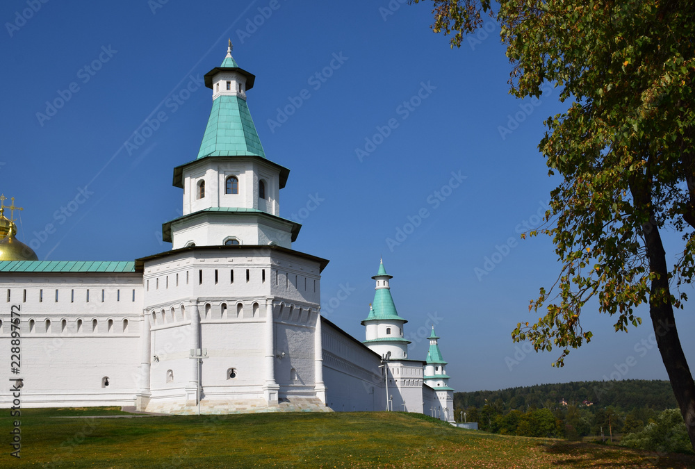 The fortress wall and eight towers of the New Jerusalem Monastery were built under the guidance of architect Yakov Bukhvostov in 1690. Russia, Istra, September 2018 The fortress wall and eight towers of the New Jerusalem Monastery were built under the guidance of architect Yakov Bukhvostov in 1690. Russia, Istra, September 2018