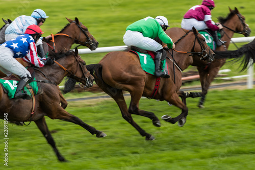 horse racing motion blur effect